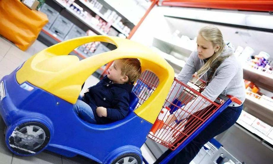 孩子爱乱跑不听指挥怎么和家长说,家长如何防止孩子乱跑