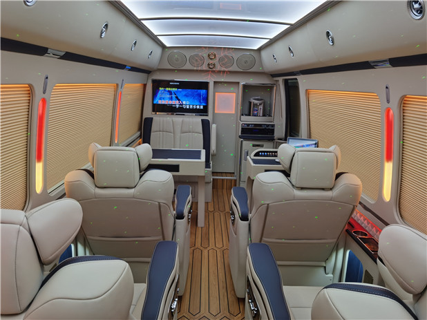 豪华丰田考斯特中巴,2020超豪华考斯特商务车图片