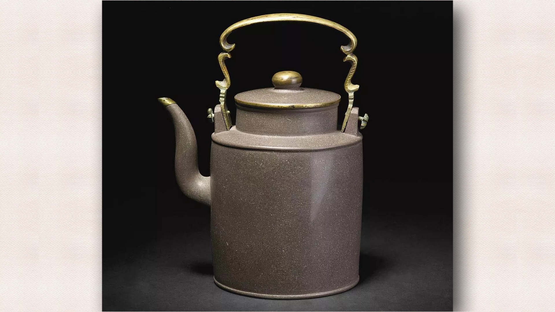 紫砂灰段泥是什么泥料,青灰泥紫砂没有颗粒