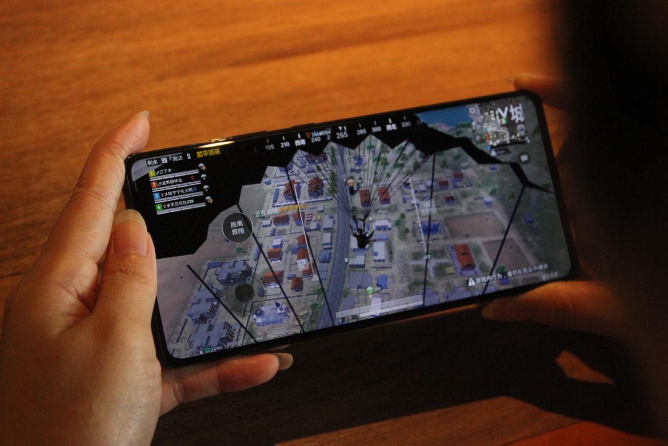 小米mix4对比iphone12promax,小米mix4对比oppofindx3pro