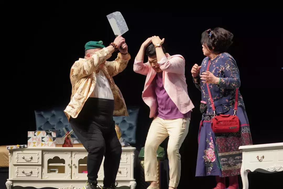 tvb溏心风暴3花絮,一家人就要整整齐齐溏心风暴