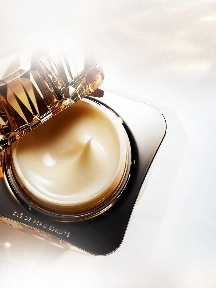 什么精华好用混合肌肤效果好,年轻肌肤补水保湿修复哪款精华好