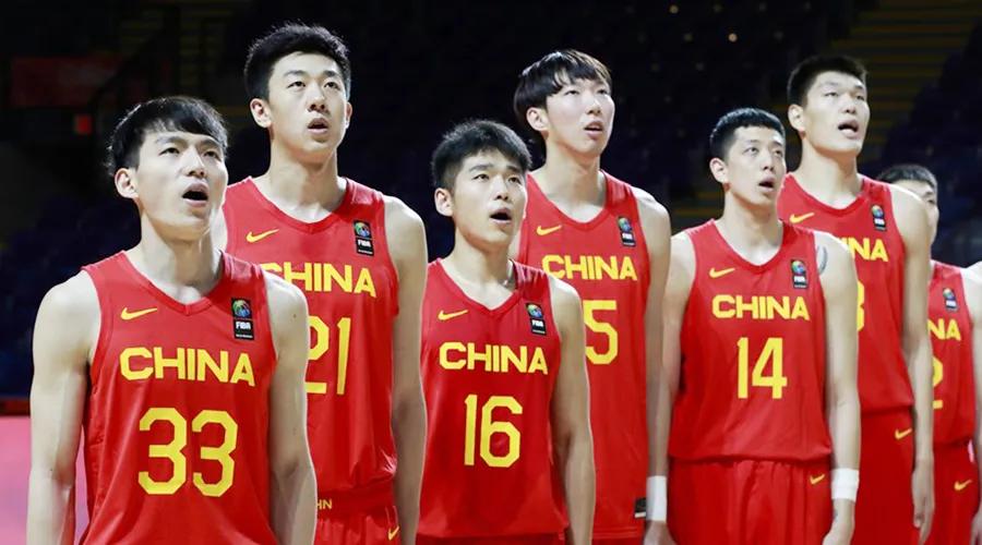 周琦与刘传兴,周琦与刘传兴合照