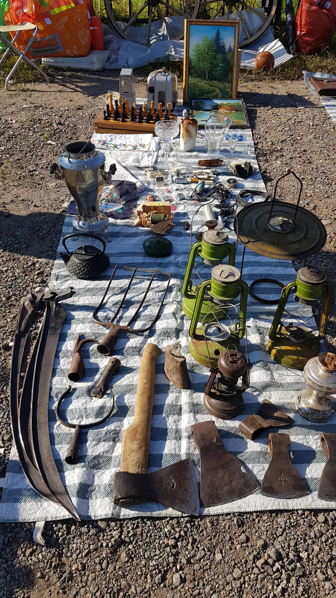 六十年代俄罗斯的跳蚤市场,一元左右的跳蚤市场