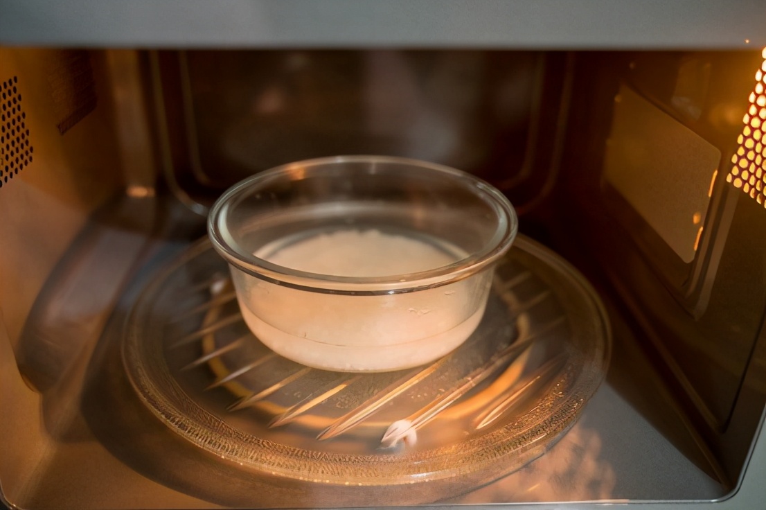 大宇微波炉和格兰仕微波炉哪个好,大宇微波炉可以做什么