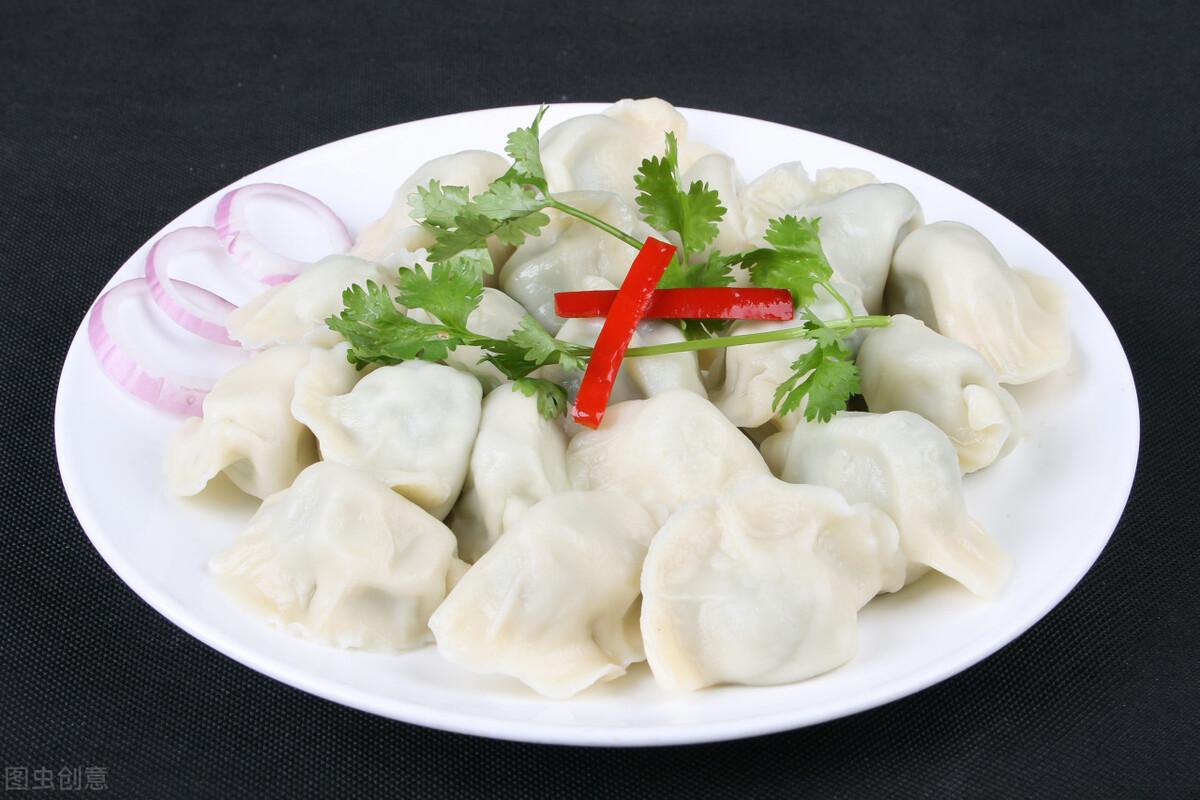 干豆角包饺子做法用焯水,豆角包饺子用嫩的还是老的