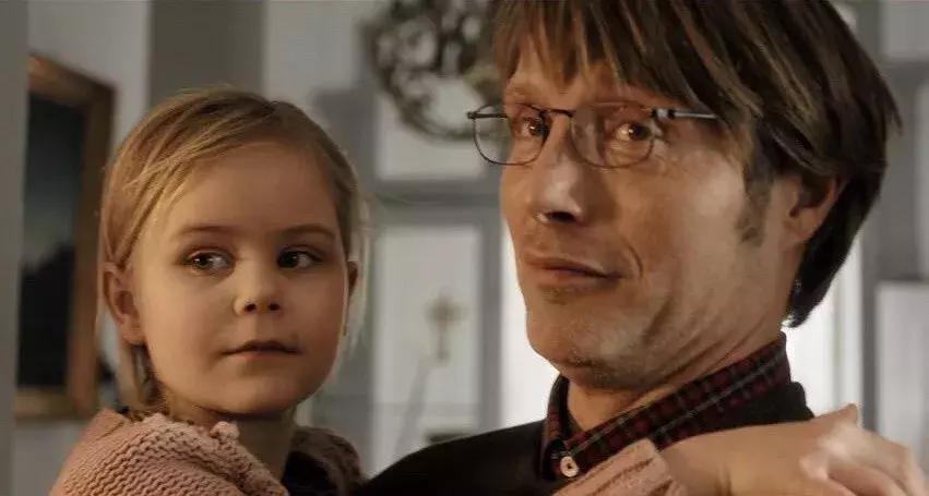 53岁的他是丹麦最性感男人，喜欢丹麦电影的一定知道他！