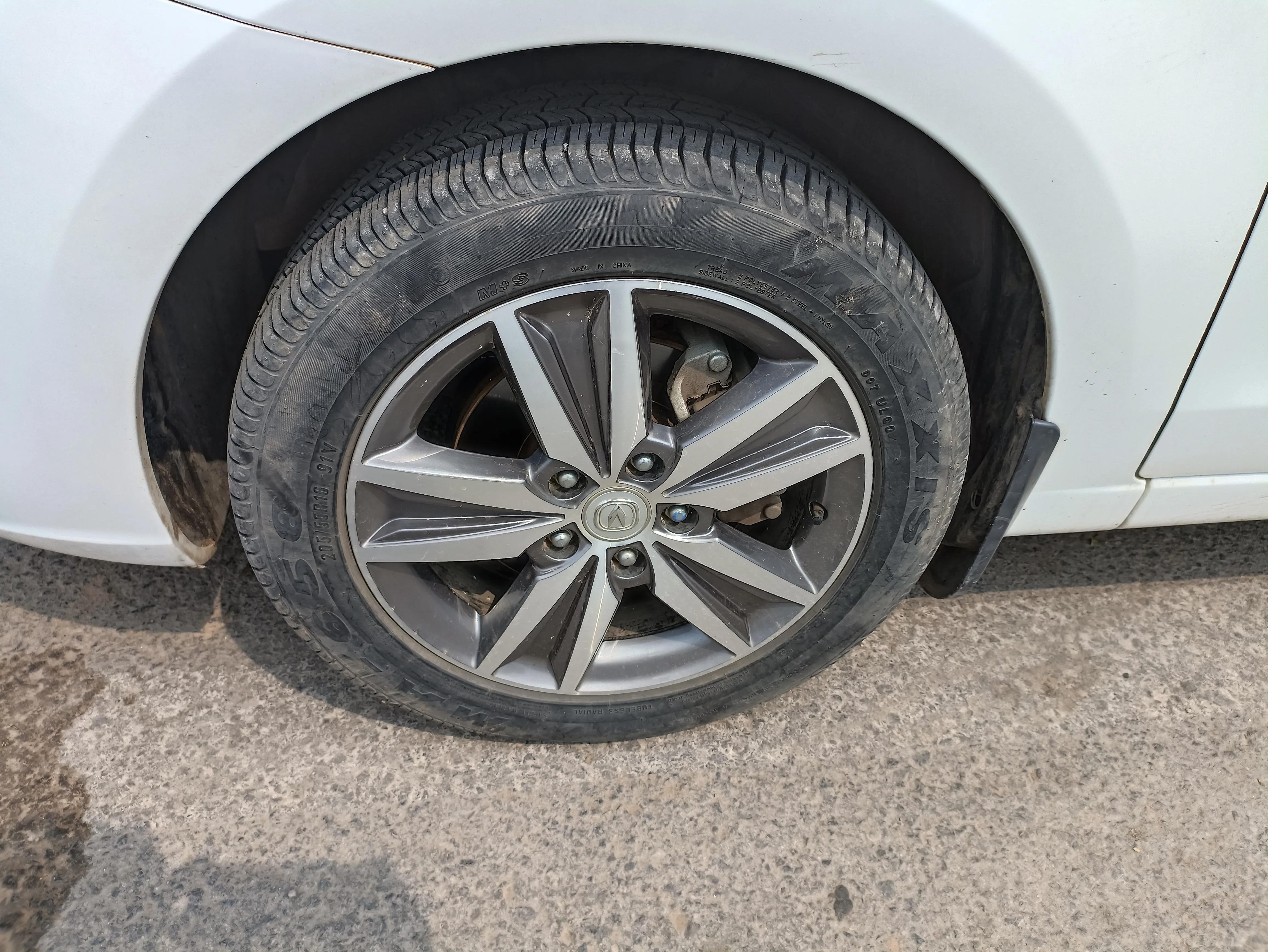 表显油耗6.8是多少油,表显油耗7.5实际10个油