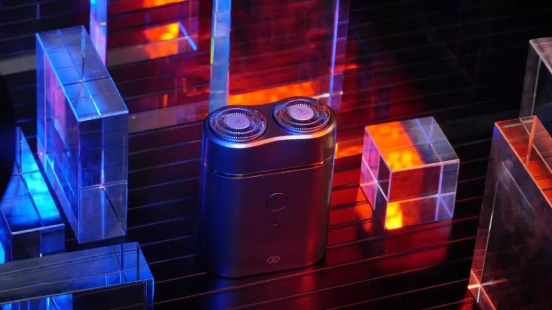 削铁如泥剃须刀,巴掌大的剃须刀你用过吗