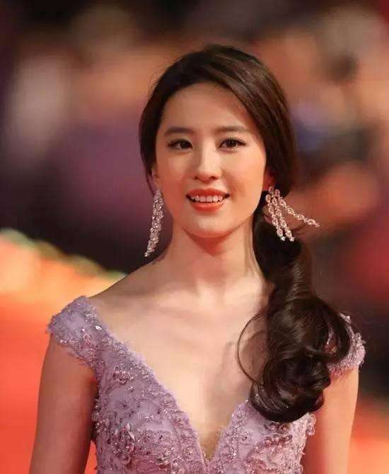 行走女孩人偶服装,行走女孩人偶