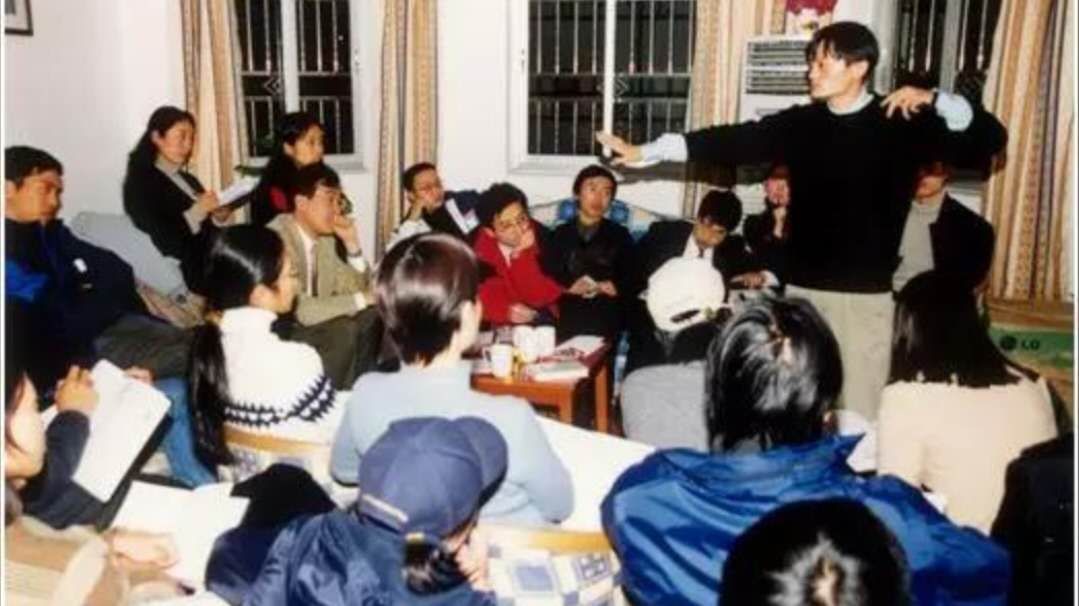 小成本创业项目摆地摊,小成本摆地摊什么赚钱