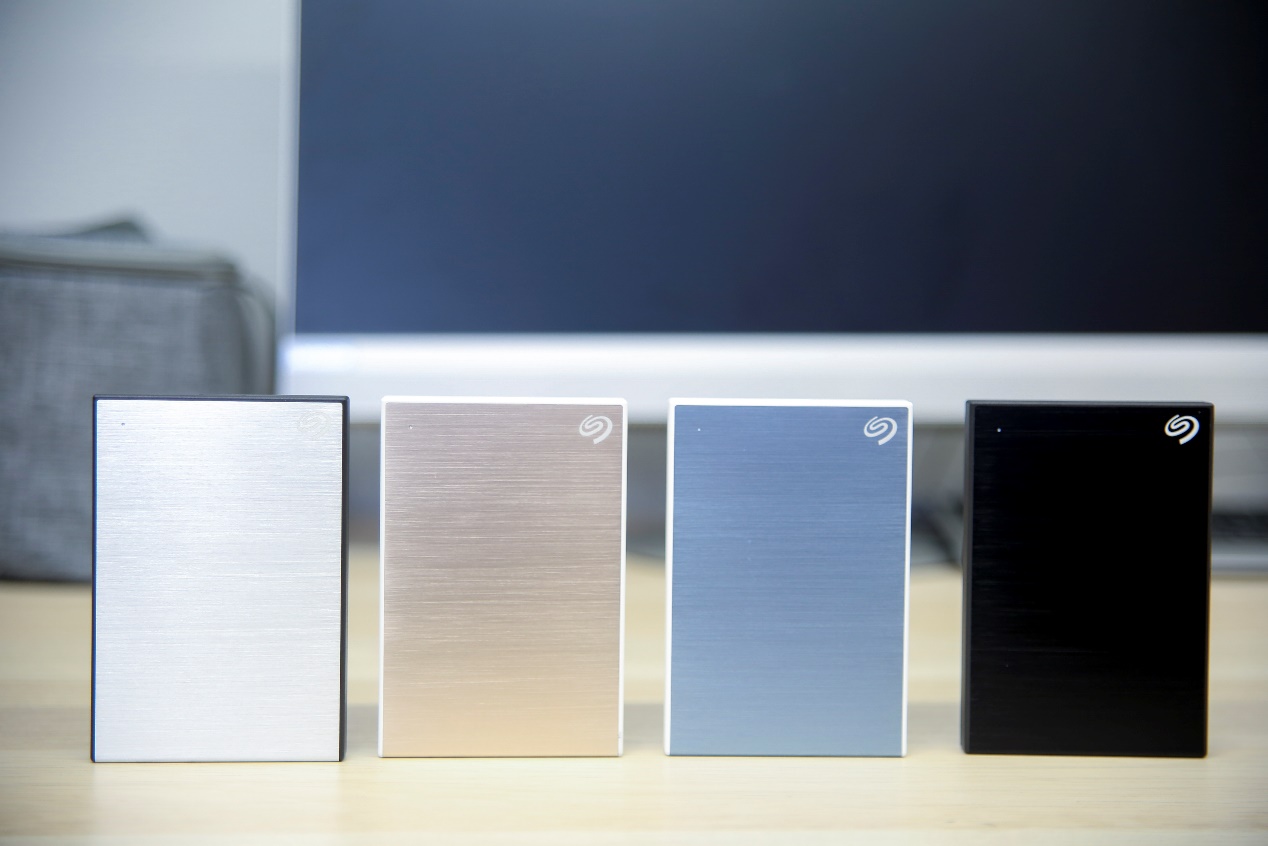 希捷硬盘新睿翼,希捷新睿铭系列移动硬盘
