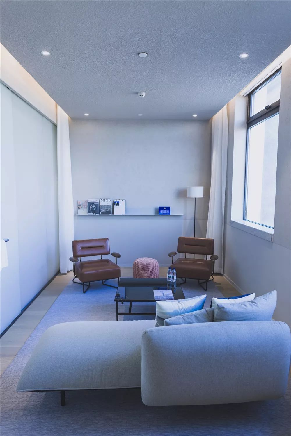 图书馆搬进酒店？这家胡同酒店适合爱阅读的你