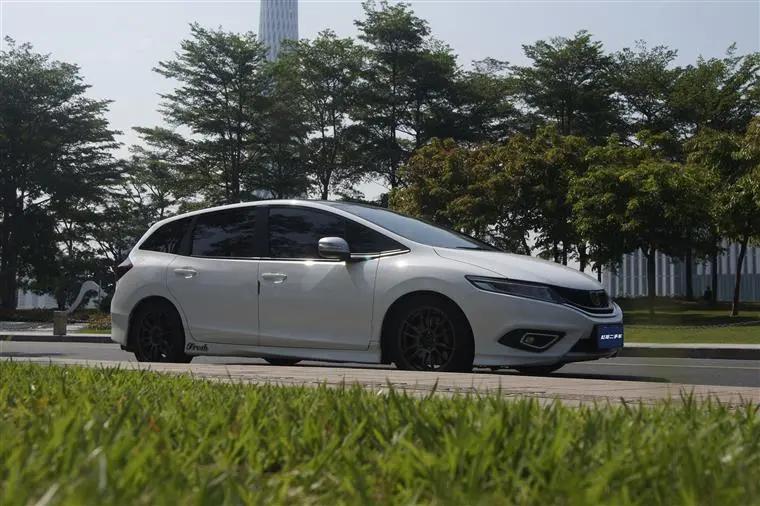 满足“多人运动”与“炸街”需求,8W+任性开回家!