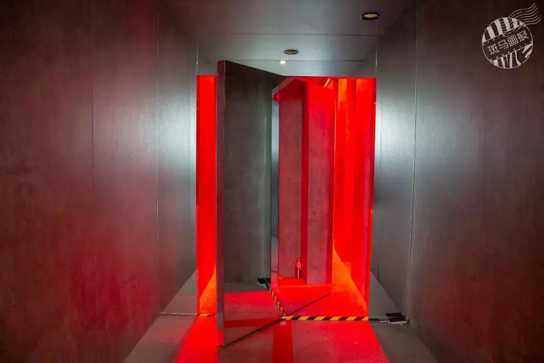 ysl在香港开了家美妆快闪酒店,ysl在上海哪里