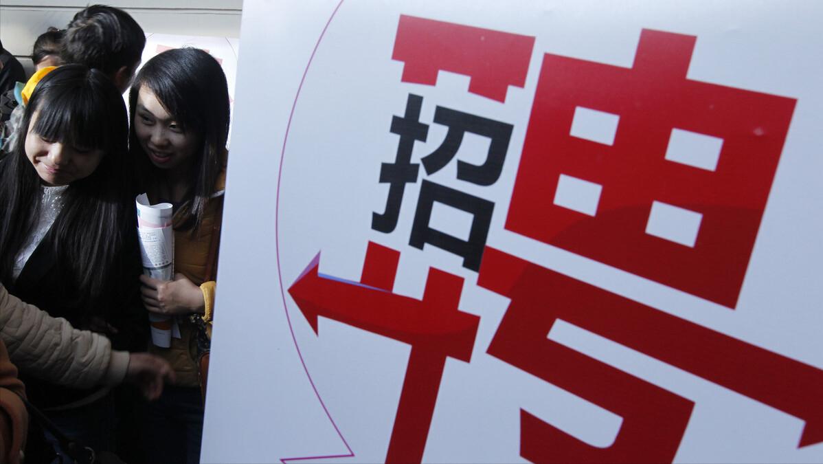 30岁入行月嫂,32岁当月嫂