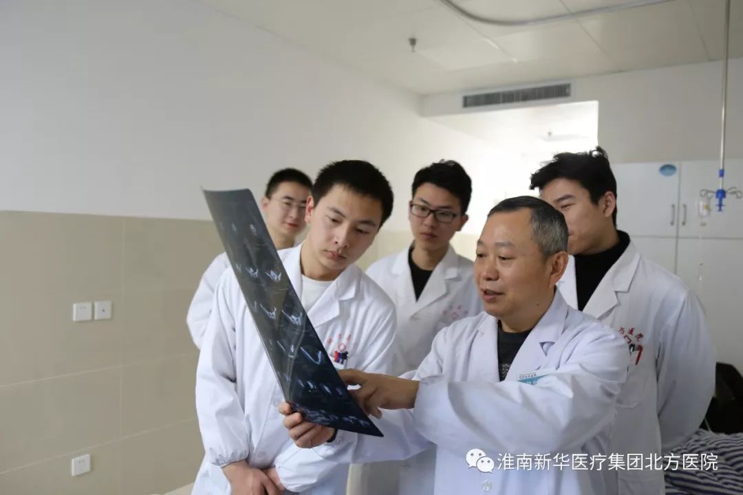 为患者点亮生命之光一一北方医院泌尿外科写真