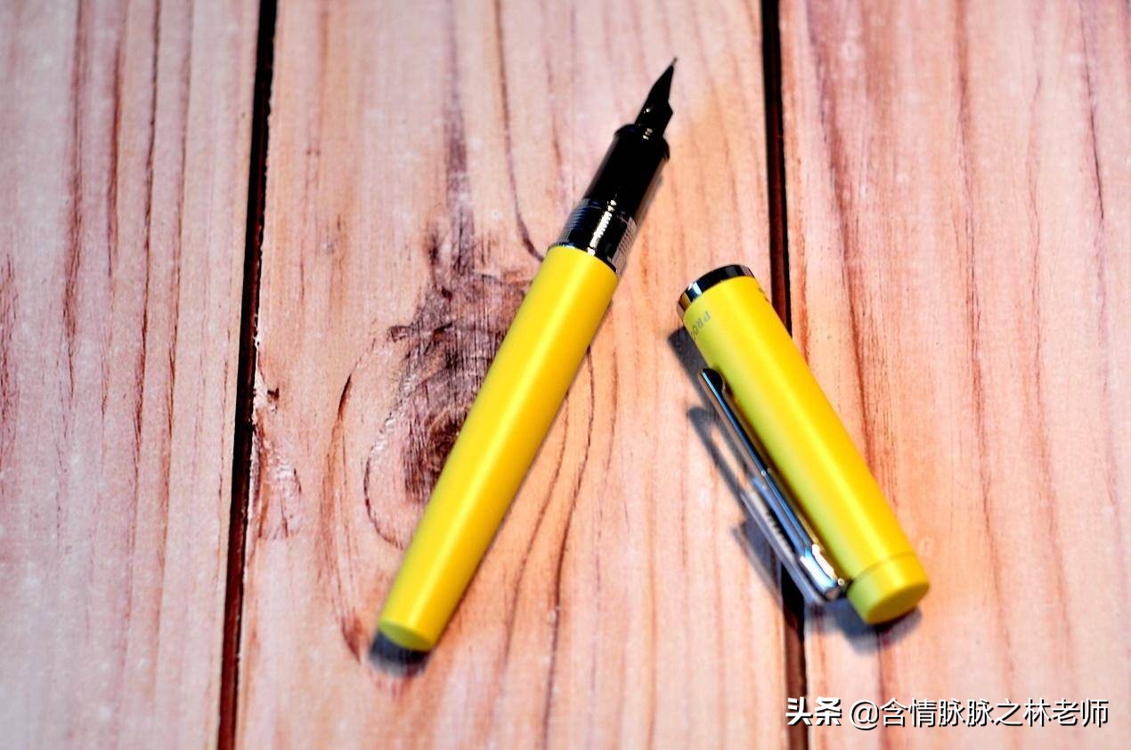 毛笔怎么挑选笔杆,开学怎么选钢笔