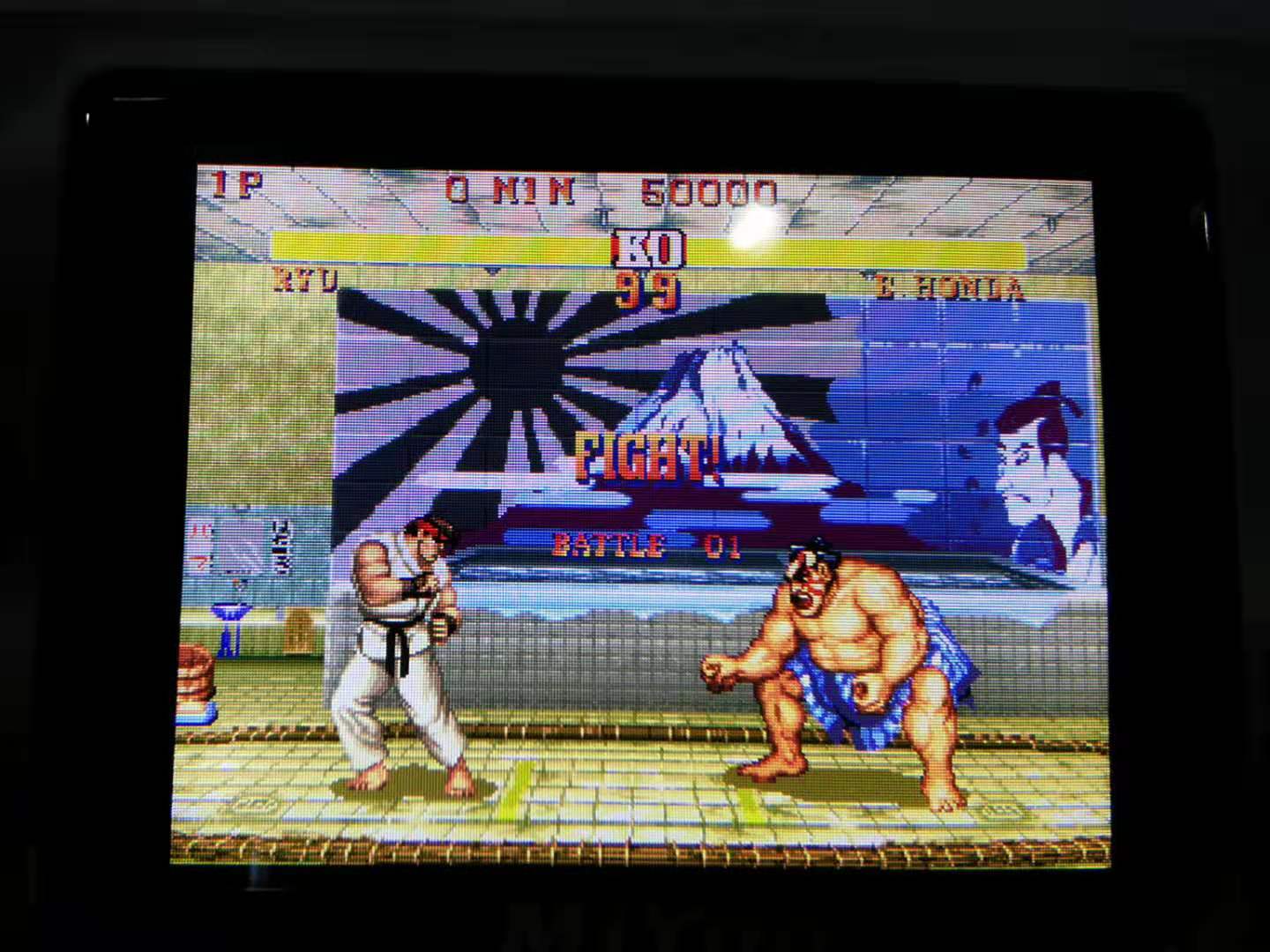 美队和黑寡妇私下玩啥……MIYOO横版迷你怀旧掌机开箱详评