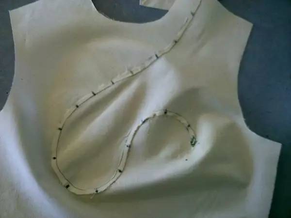 服装设计立体裁剪用什么纸,服装设计立体裁剪作业