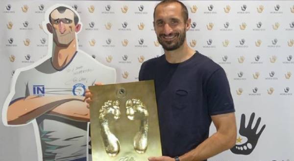 足球防守精彩集锦瓦拉内,皇马学霸瓦拉内防守集锦