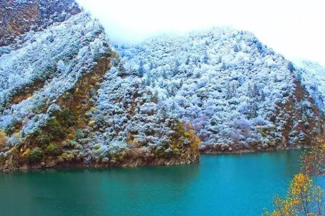 九寨沟精致小众,九寨沟风景不输瑞士