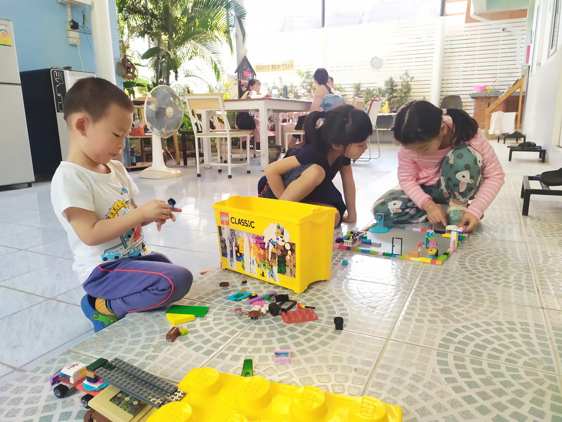 60多块钱收留我们的那家清迈民宿，还是没能熬过非常时期，遗憾