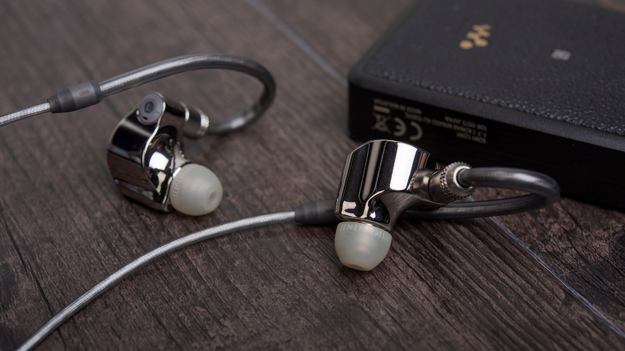 索尼ierz1r和森海塞尔ie600,索尼大耳z1r评测