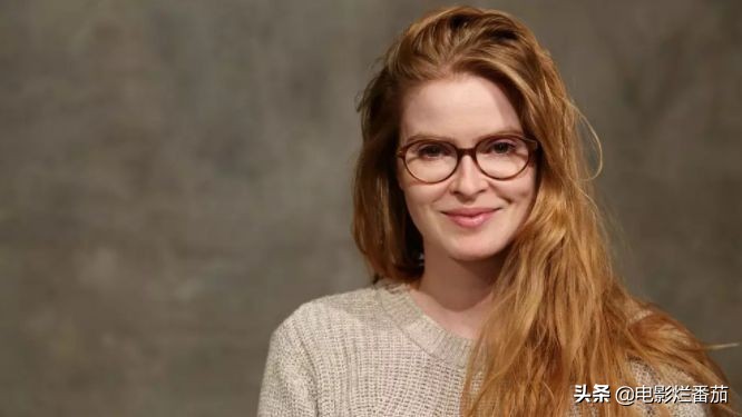 当相爱相杀的变态女主意识到自己是*社会反**人格时,好戏才刚刚开始