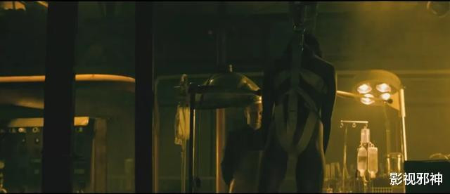 这部关于「臀部」的电影,污到深处有点萌