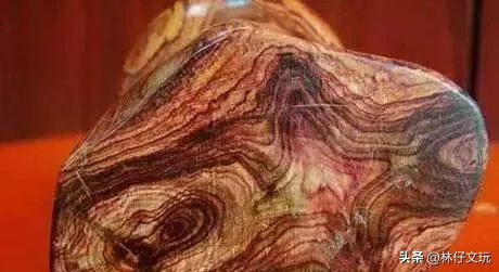 大叶黄花梨的鉴别方法,白酸枝和微凹黄檀哪个好