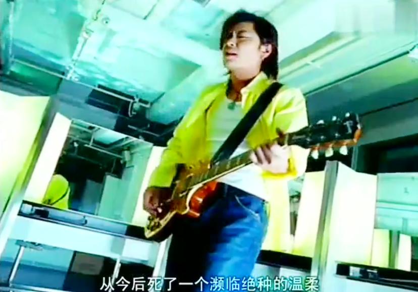 王杰被毒嗓子是真是假,王杰被毒哑之谜