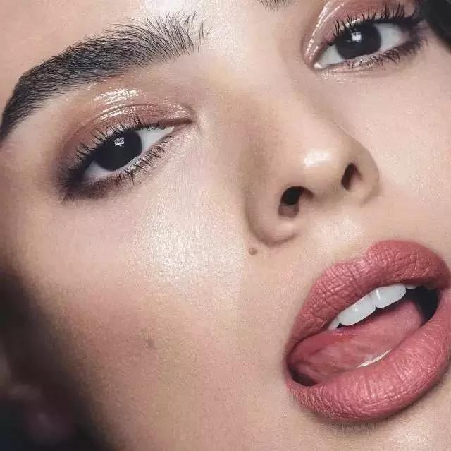 2020早春必备口红这10支巨显白,秋冬显白雾面口红推荐