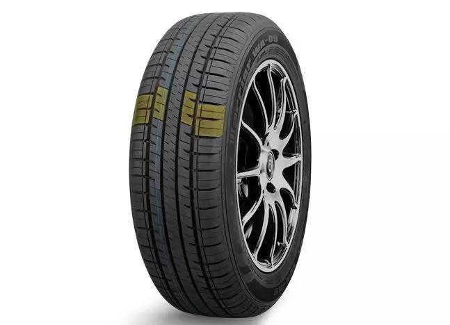 雨天开车如何防止路滑,雨天开车非常危险保命技巧要知道