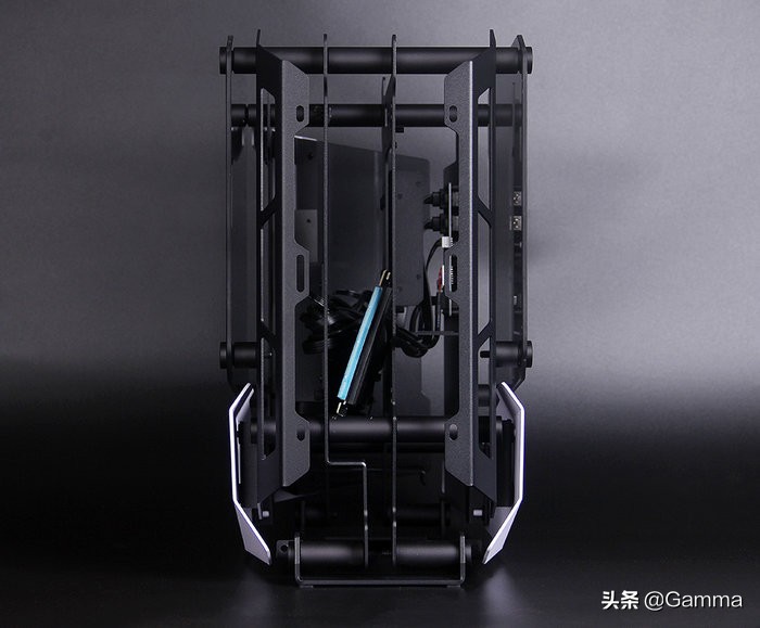 公认散热好的itx机箱,支持240水冷和RGB光控的itx机箱