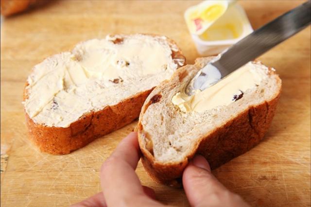 不同保质期的面包的区别,面包的储存方式有哪些