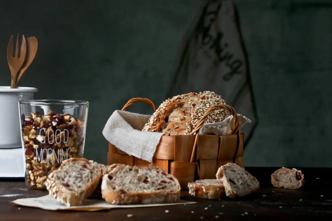 面包店的面包好还是包装面包好,面包的八大陷阱