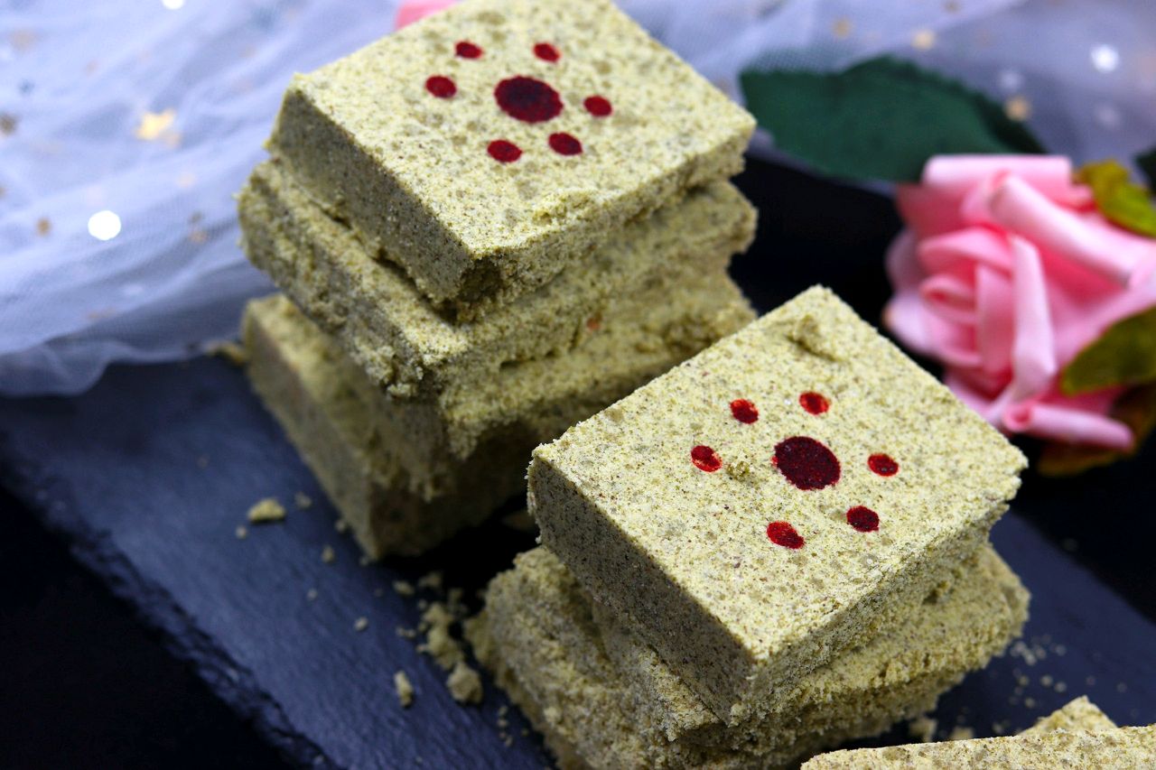 夏季必备美食绿豆糕学会这样做,绿豆糕清凉解暑小甜点