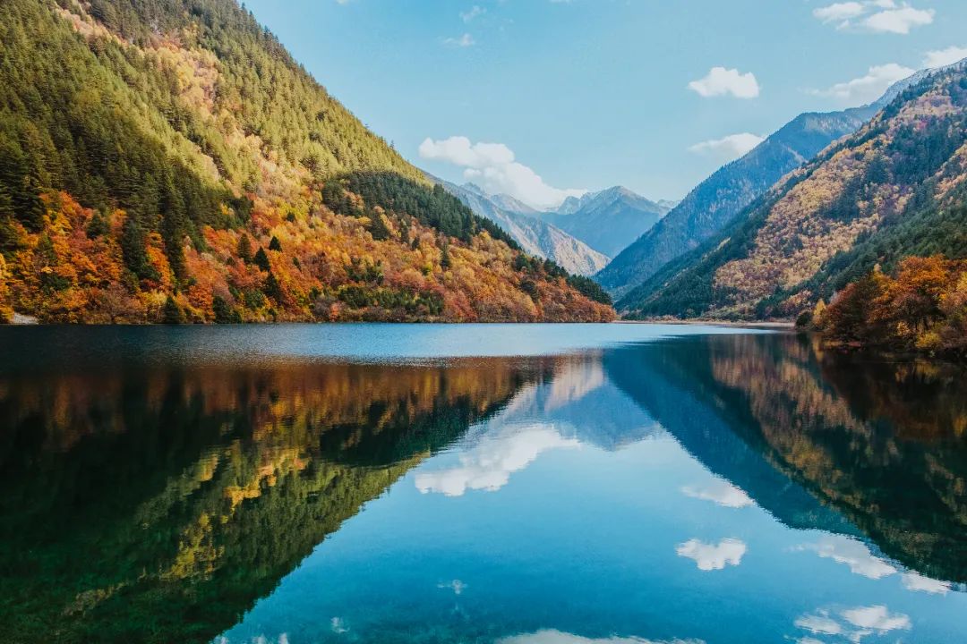 2017年九寨沟地震视频,地震前的九寨沟人间仙境