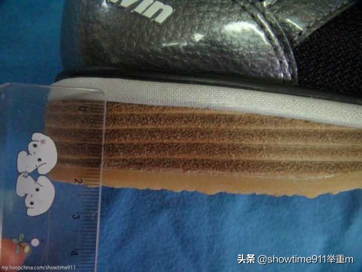 力量举可以穿举重鞋么,举重腰带要硬还是软