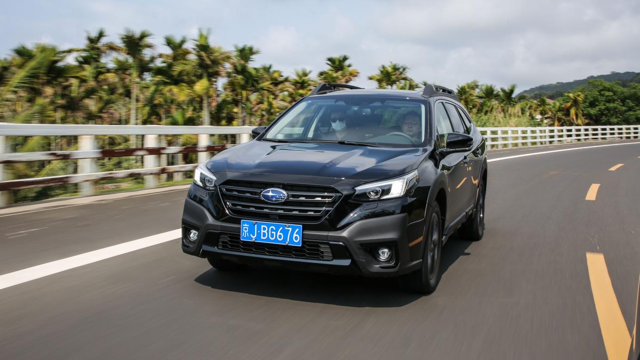 斯巴鲁傲虎2022款试驾视频,全新斯巴鲁傲虎试驾视频此地无垠