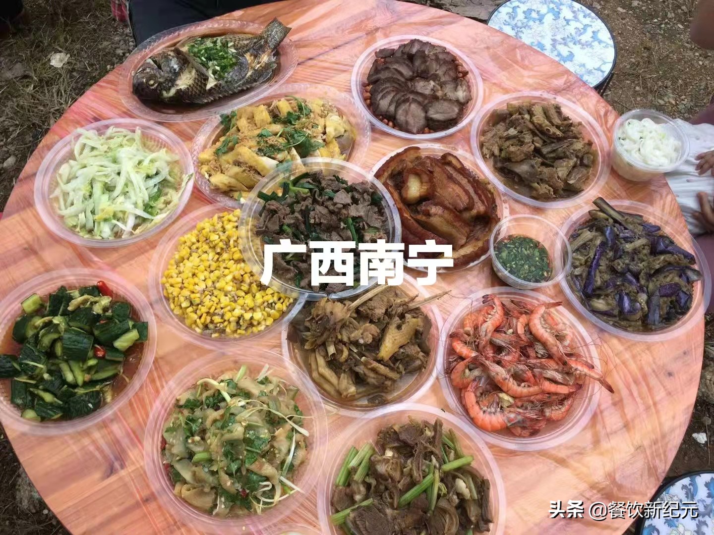 同样是农村办酒席，广西江西云泥之别，网友：没有对比就没伤害