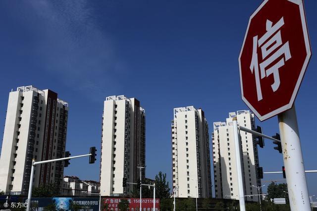 一图看懂楼盘沙盘,在售楼部搬起沙盘看房