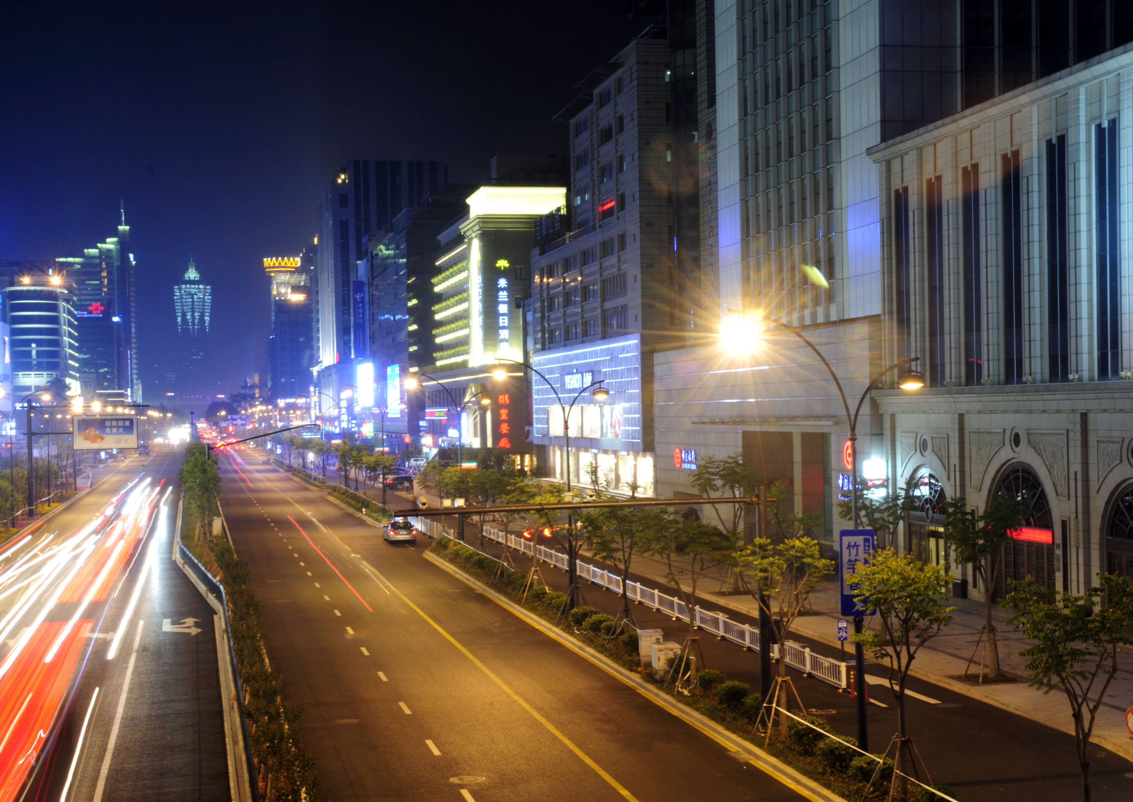 杭州商业步行街,中国十大步行街杭州湖滨步行街