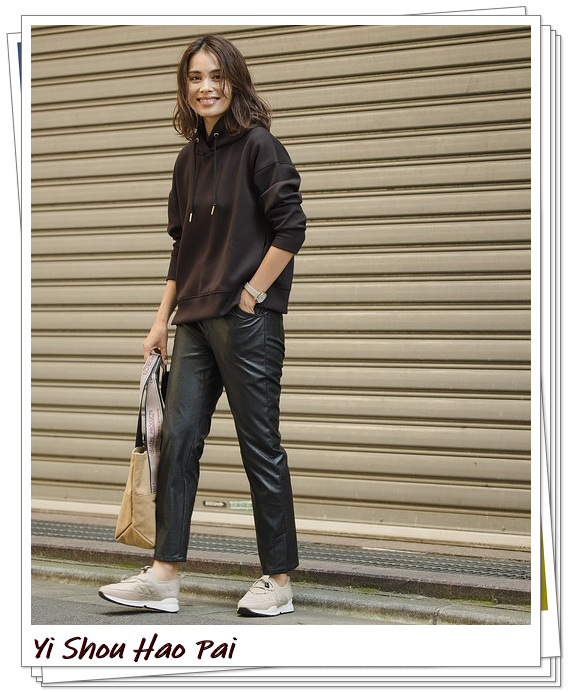 冬季皮裤怎么搭配好看,今年的皮裤怎么搭配最流行