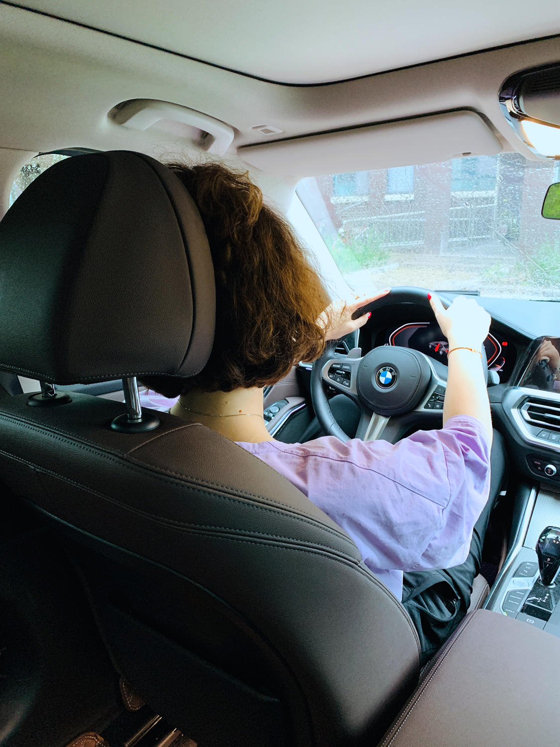 宝马325i曜夜真实感受,2024宝马325im运动套装曜夜版白色