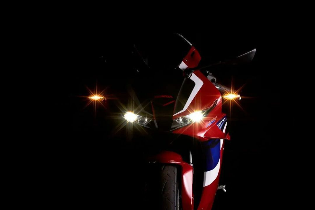 本田cbr600rr2024年能进中国大贸吗,本田cbr600rr中国能上牌吗