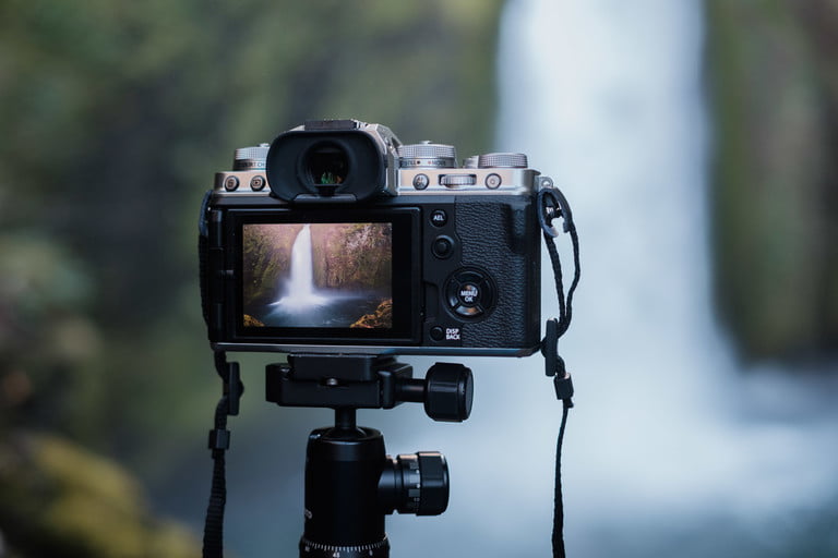 佳能尼康数码相机哪个好,未来5年最好的单反相机