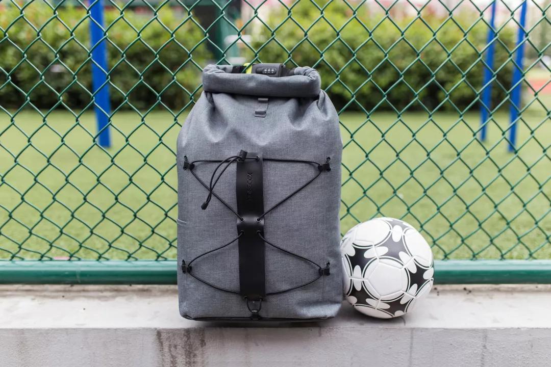 型男旅行背包,型男背包男士