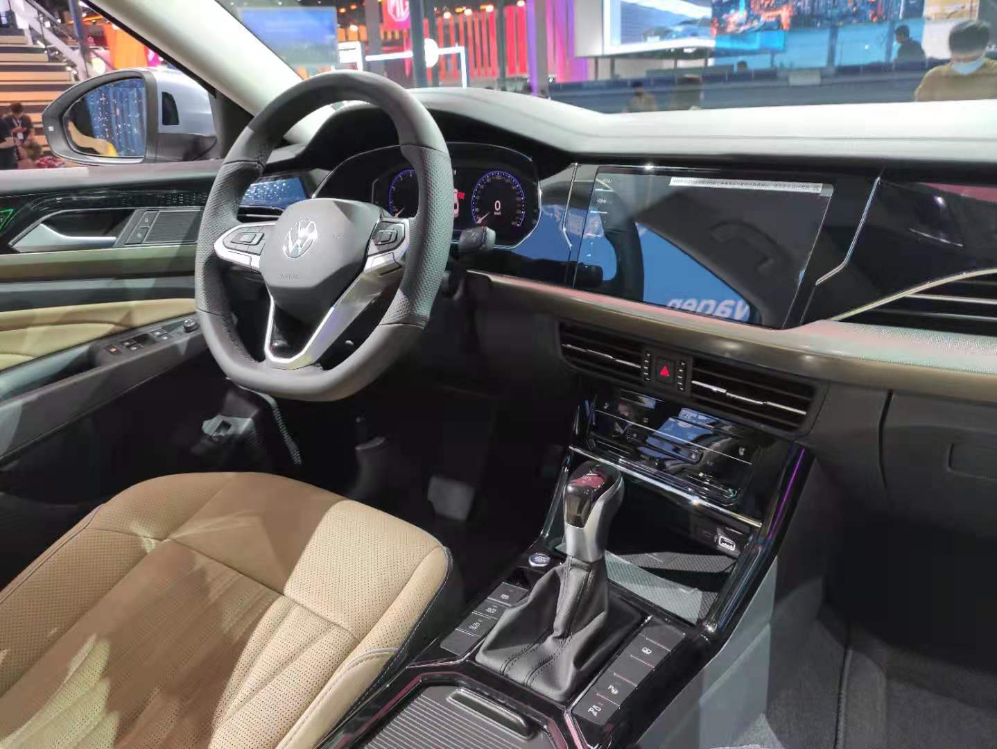 新款帕萨特选装丹拿多少钱,帕萨特2022款改丹拿音响多少钱